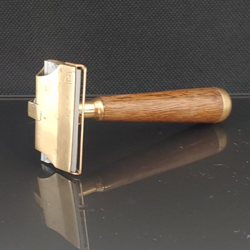 AR Gem Razor